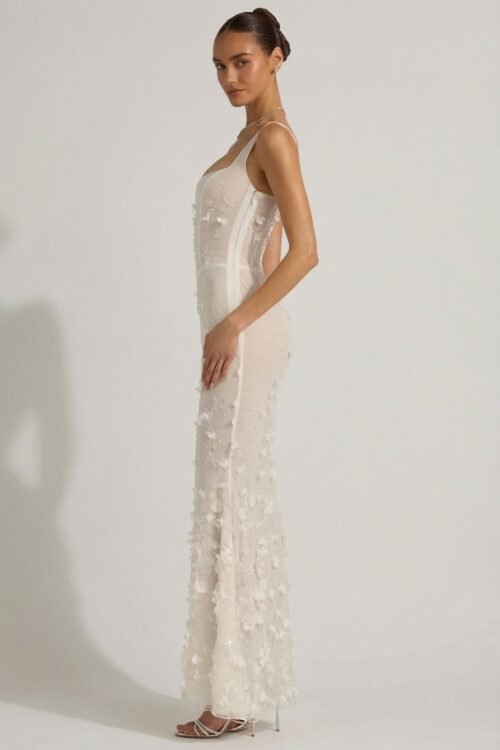 Embellished Appliqué Soft-Scoop Corset Gown in White - Image 3