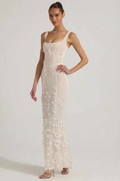 Embellished Appliqué Soft-Scoop Corset Gown in White - Image 6